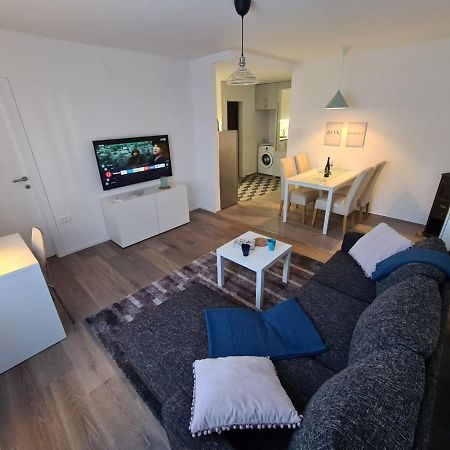 Apartman Lana Карловац Экстерьер фото